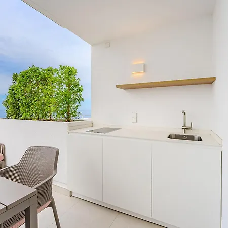 Aquasuites Luxury Penthouse A02 Apartament